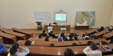 BDU-da “Liderlik məktəbi”