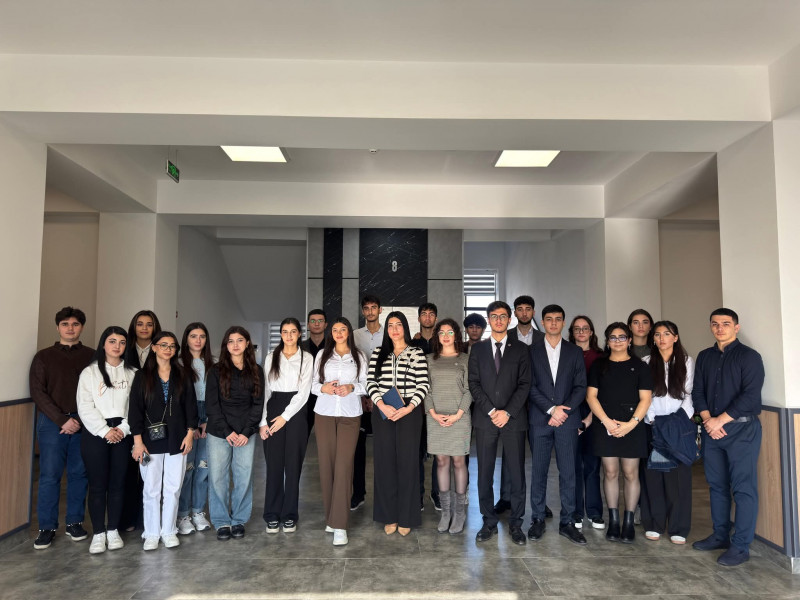 “Ekoloji Psixologiya: İnsan niyə təbii mühiti məhv edir?” mövzusunda təlim