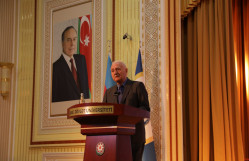 BDU-da professor Əkbər Bayramovun 95 illik yubileyinə həsr olunmuş Respublika elmi konfransı