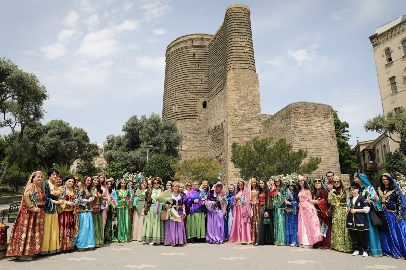 “National Costume Walk” – Supporting Cultural Heritage with the Participation of Students from the Faculty of Biology.