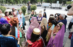 “National Costume Walk” – Supporting Cultural Heritage with the Participation of Students from the Faculty of Biology.