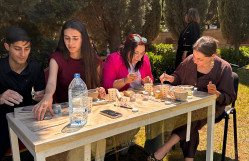 An “Art Therapy” masterclass was held at the initiative of a student from the Faculty of Biology