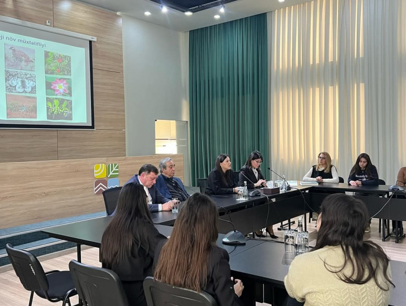 BDU-da WWF ilə maarifləndirici görüş keçirilib