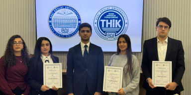 BDU tələbələri arasında Zəfər Gününə həsr olunmuş esse və rəsm müsabiqələrinin qalibləri mükafatlandırılıb