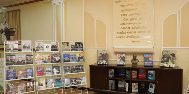 BDU-da Milli Qurtuluş Gününə həsr olunmuş kitab sərgisi
