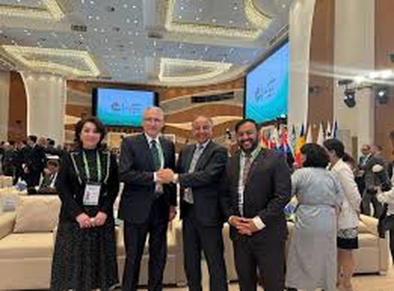 Biologiya fakültəsinin dekanı Beynəlxalq İqlim Forumunda iştirak edib