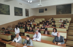 Biologiya fakültəsində sürünənlərin bəzi növlərinin ekoloji və histoloji xüsusiyyətlərinə həsr olunmuş elmi seminar keçirilib