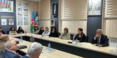 “Elm günü”nə  həsr edilmiş “Elmi İnnovasiyalar və Biotexnologiyalar: Ekoloji Tarazlığın Davamlı Təminatında Yeni Perspektivlər” adlı dəyirmi masa keçirilib