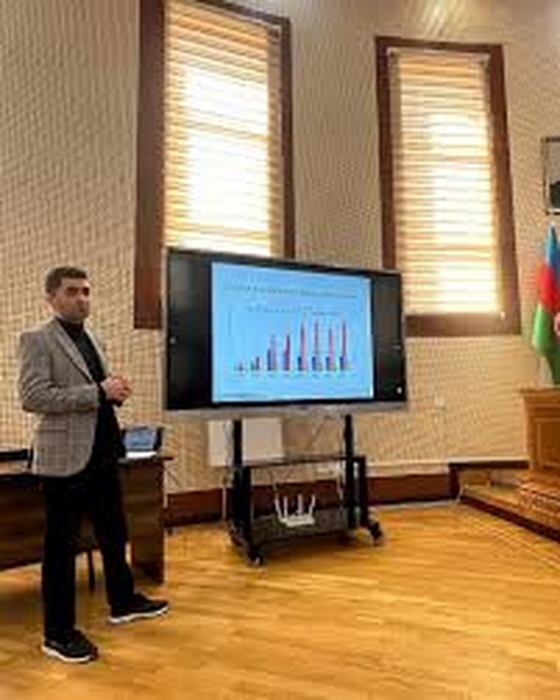 Elm gününə həsr olunmuş elmi seminar keçirildi