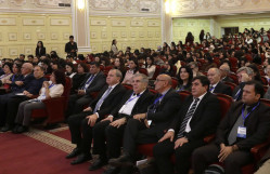 BDU-da “Fizikada müasir trendlər” mövzusunda IX Beynəlxalq elmi konfrans keçirilir