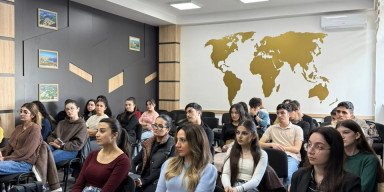 Dövlət Məşğulluq Agentliyinin əməkdaşı BDU-da təlim keçib