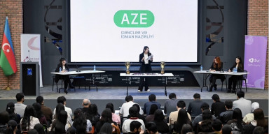 Biologiya fakültəsinin tələbəsi Nurcan Musayeva “158 maddə” açıq debat turnirində çempion olub