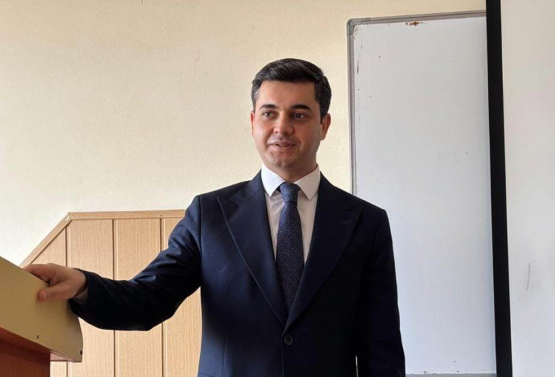 Mümtaz Xəlilzadə ilə “Akademik ünsiyyət və nitq” təlimi keçirilib