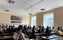 BDU-da təlim: “Filogenetik analiz: nəzəriyyədən təcrübəyə”