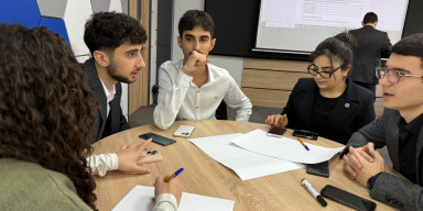 BDU-da “Layihələrin idarə edilməsi və yazılması” mövzusunda təlim keçirilib