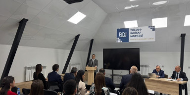 BDU-da “Konstitusiya və Suverenlik İli”nə həsr olunmuş Respublika elmi konfransı öz işini başa çatdırıb