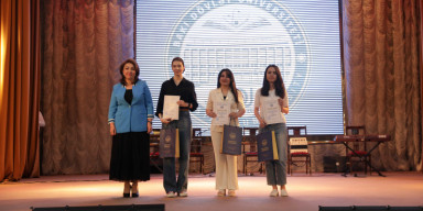 The Award Ceremony of the 2nd National Biology Olympiad Was Held