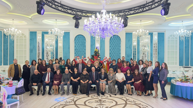 Biologiya fakültəsində Biologiya fakültəsində Dünya azərbaycanlılarının həmrəylik günü və yeni il qeyd edilib və yeni il qeyd edilib