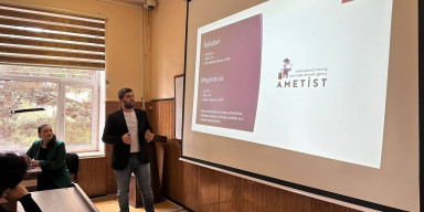 “Avropada Təqaüdlə Təhsil” mövzusunda infosessiya keçirildi