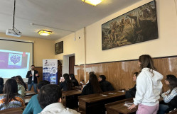 “Avropada Təqaüdlə Təhsil” mövzusunda infosessiya keçirildi