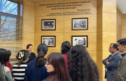 Jurnalistika fakültəsinin I kurs tələbələri Universitetin Heydər Əliyev Muzeyini ziyarət ediblər