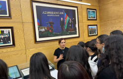 Jurnalistika fakültəsinin I kurs tələbələri Universitetin Heydər Əliyev Muzeyini ziyarət ediblər