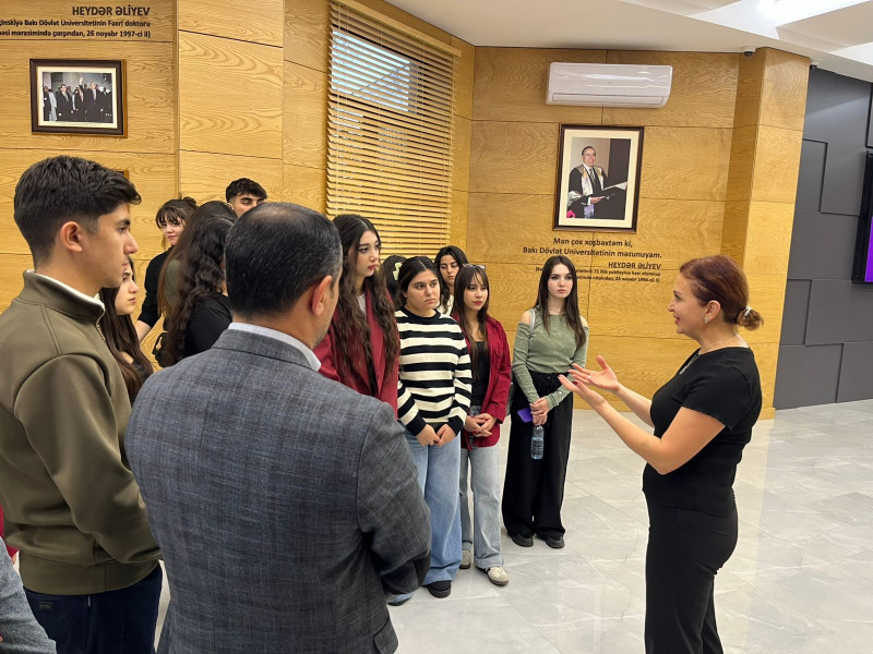 BDU-nun Jurnalistika fakültəsinin I kurs tələbələri Heydər Əliyev Muzeyini ziyarət ediblər