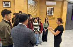 BDU-nun Jurnalistika fakültəsinin I kurs tələbələri Heydər Əliyev Muzeyini ziyarət ediblər