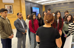 BDU-nun Jurnalistika fakültəsinin I kurs tələbələri Heydər Əliyev Muzeyini ziyarət ediblər