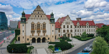 BDU Polşanın Adam Mitskeviç Universiteti ilə əməkdaşlığa başlayır