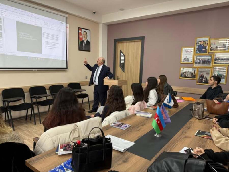 "KİV-in iqtisadiyyatı" mövzusunda açıq dərs