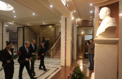 BDU-da Ümummilli Lider Heydər Əliyevin anım gününə həsr olunmuş tədbir keçirilib