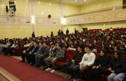 BDU-da ABŞ-nin Mədəniyyət və Təhsil üzrə Nizamnaməli İnsititutunun prezidenti və Məsləhət Şurasının sədri Vasif Eyvazzadə ilə görüş