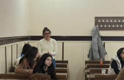 Yüksəkmolekullu birləşmələr kimyası kafedrasında elmi seminar keçirildi