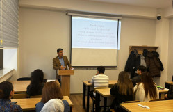 “Sosial media və milli mənəvi dəyərlər” mövzusunda elmi seminar