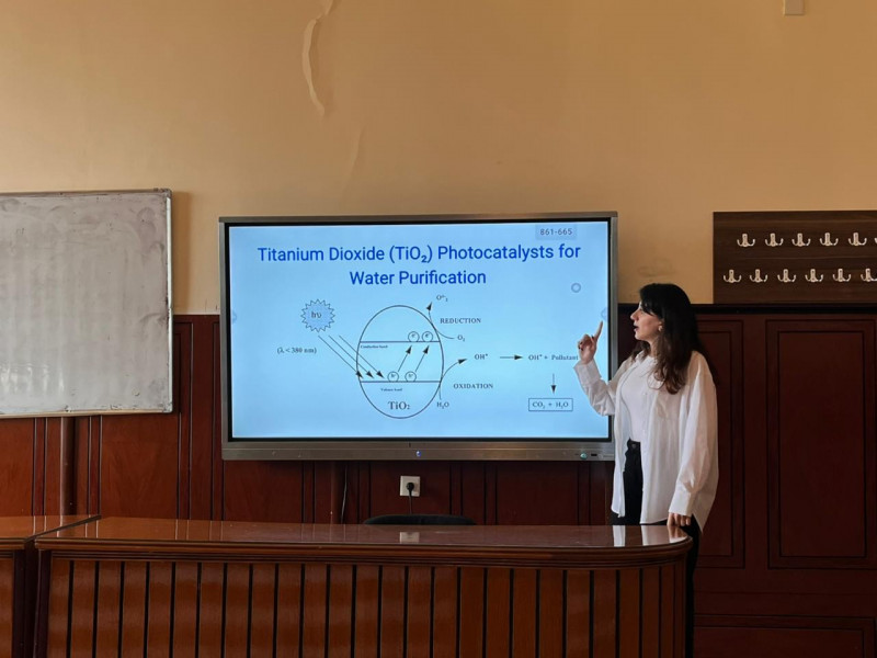 BDU tələbələri nanotexnologiyalar və ekologi təhlükəsizliklə bağlı elmi araşdırma aparırlar