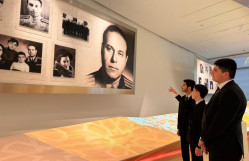 BDU tələbələri Heydər Əliyev Mərkəzinə ekskursiya ediblər