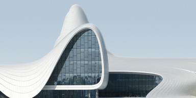 BDU tələbələri Heydər Əliyev Mərkəzinə ekskursiya ediblər