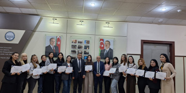 Qazaxıstanlı tələbələr BDU Fizika fakültəsində təcrübə keçiblər