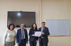 Qazaxıstanlı tələbələr BDU Fizika fakültəsində təcrübə keçiblər