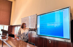 Beykend Universitetinin professoru Fizika fakültəsində ustad dərsi keçib