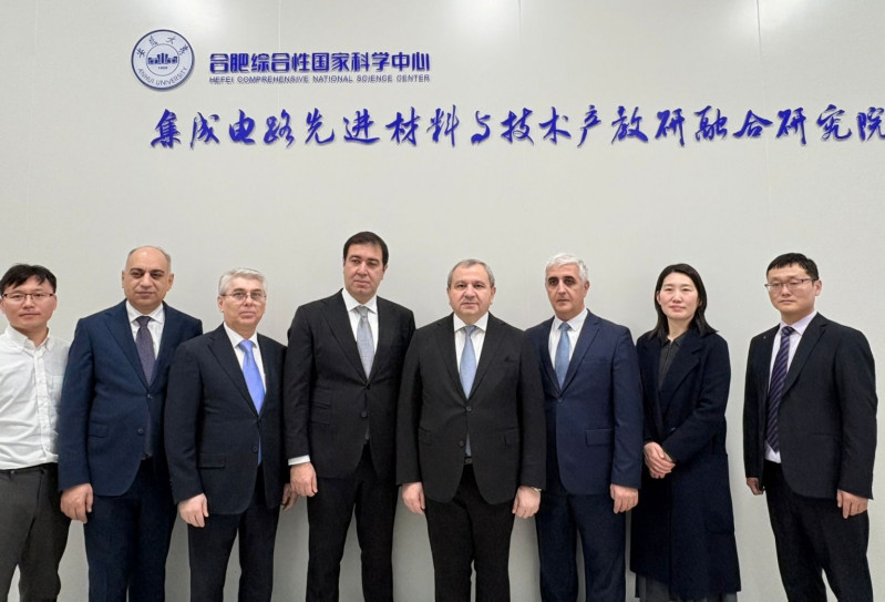 BDU nümayəndə heyəti Çinin Anhui Universitetinin yüksək materiallar və texnologiyalar üzrə potensialı ilə tanış olub