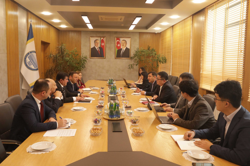 Çinin Sosial Elmlər Akademiyası nəzdində Modernləşmə Milli Akademiyasının nümayəndələri BDU-da