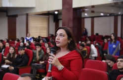 ƏƏSMN BDU tələbələri üçün dövlət qulluğunun üstünlüklərinə dair infosessiya keçirib