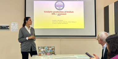 Fiziki və kolloid kimya kafedrasının II kurs magistrantının elmi tədqiqat işi təqdim edildi