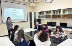 Fiziki və kolloid kimya kafedrasının II kurs magistrantının elmi tədqiqat işi təqdim edildi