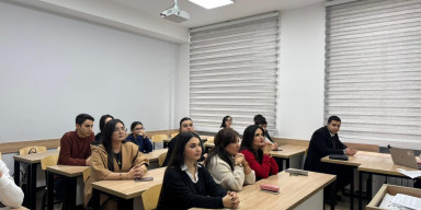 "Mövlana işığında: Sevgi və Sonsuzluq”