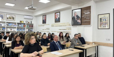 BDU-da Milli Azərbaycan Ədəbiyyatı Muzeyinin fəaliyyətinə həsr olunmuş elmi seminar