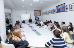 "ZƏLİMXAN YAQUB İRSİ" BÖLMƏSİNİN İCLASI