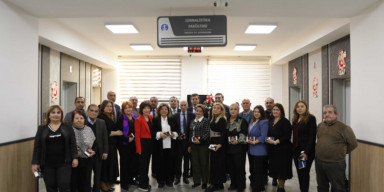 BDU-nun əməkdaşlarına “Azərbaycan milli mətbuatının 150 illiyi” yubiley medalı təqdim olunub